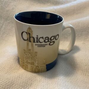 Starbucks Chicago Coffee Mug 16 oz Global Icon City Collectors Series 2012